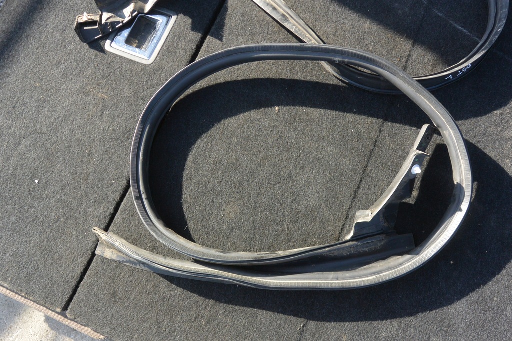 фото №11, Прокладка крыша правая левая kpl dacia renault duster ii