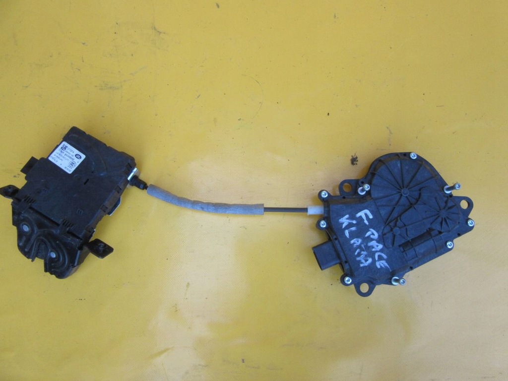 фото №1, F-pace x761 2017 замок механизм крышки