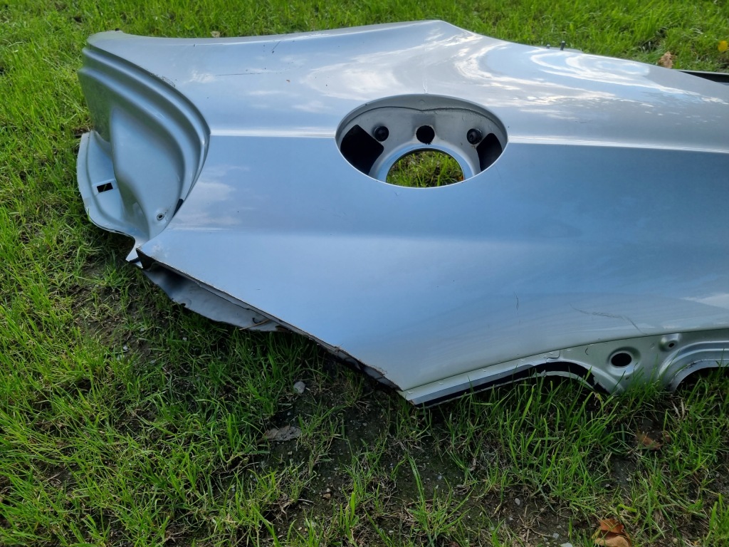 фото №5, Mercedes w219 крыло cls задняя правый четверть