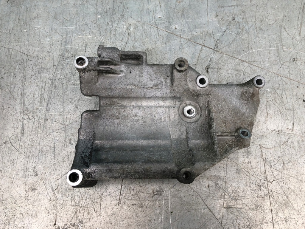 Купити Mercedes cl c140 w140 4,2 m119 кронштейн компресор