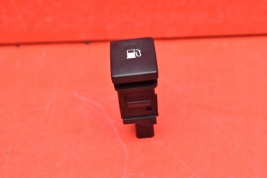 фото №4, Выключатель открывания крышка топлива r15a925 lexus ct200h 10-14