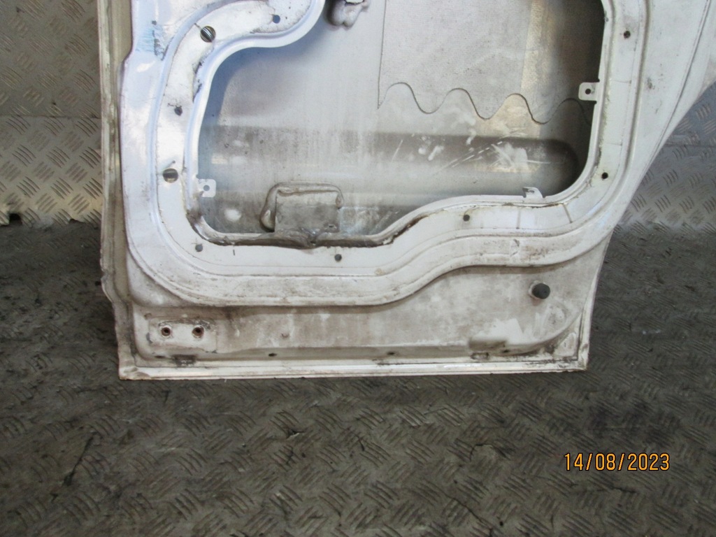 фото №6, Двері праве задня задні ford transit connect 02-