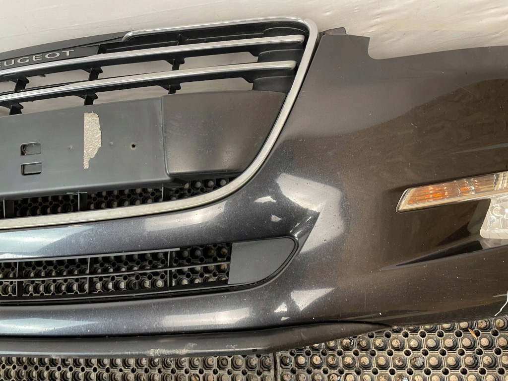 Бампер перед передній протитуманна фара решітка радіатора peugeot 508 1 код лакофарбового покриття: eehd 2010- Київ