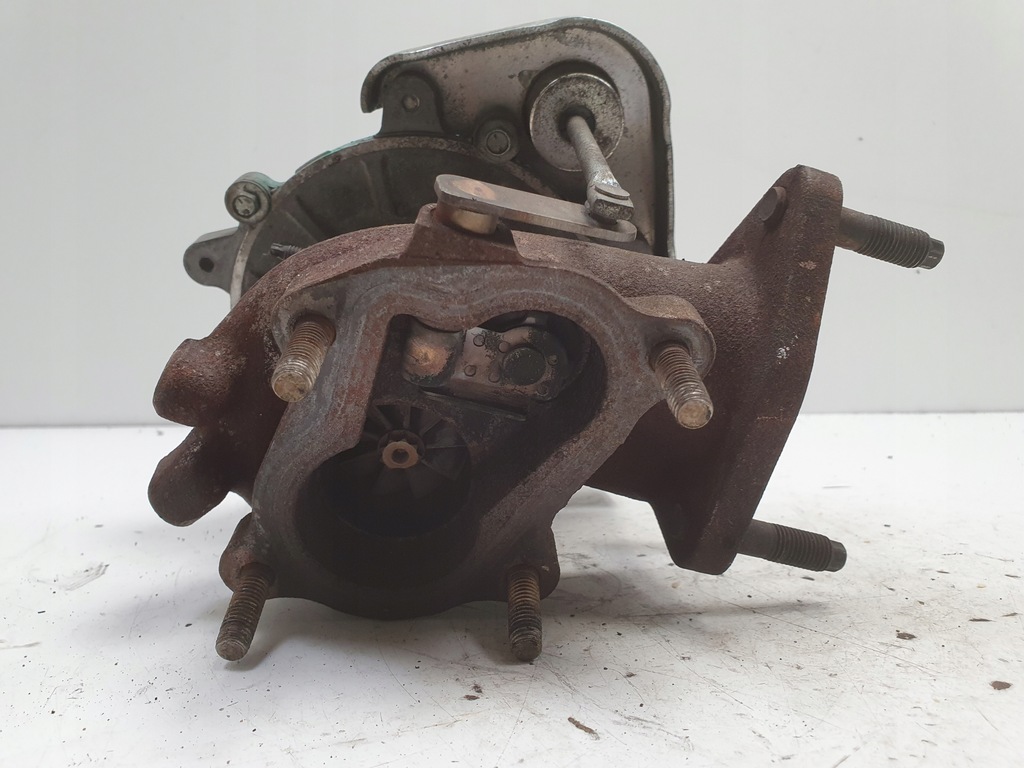 фото №6, Toyota hiace h200 2.5 d4d турбонагнетатель turbo