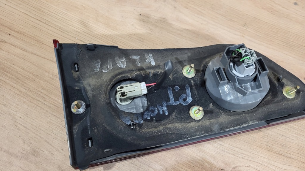 фото №8, Лампа w крышка правый задняя honda accord vii 7 kombi