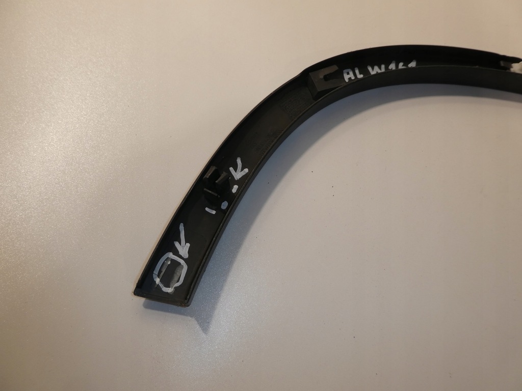 фото №5, Молдинг крыла левый задняя vw tiguan 5n 5n0854819b