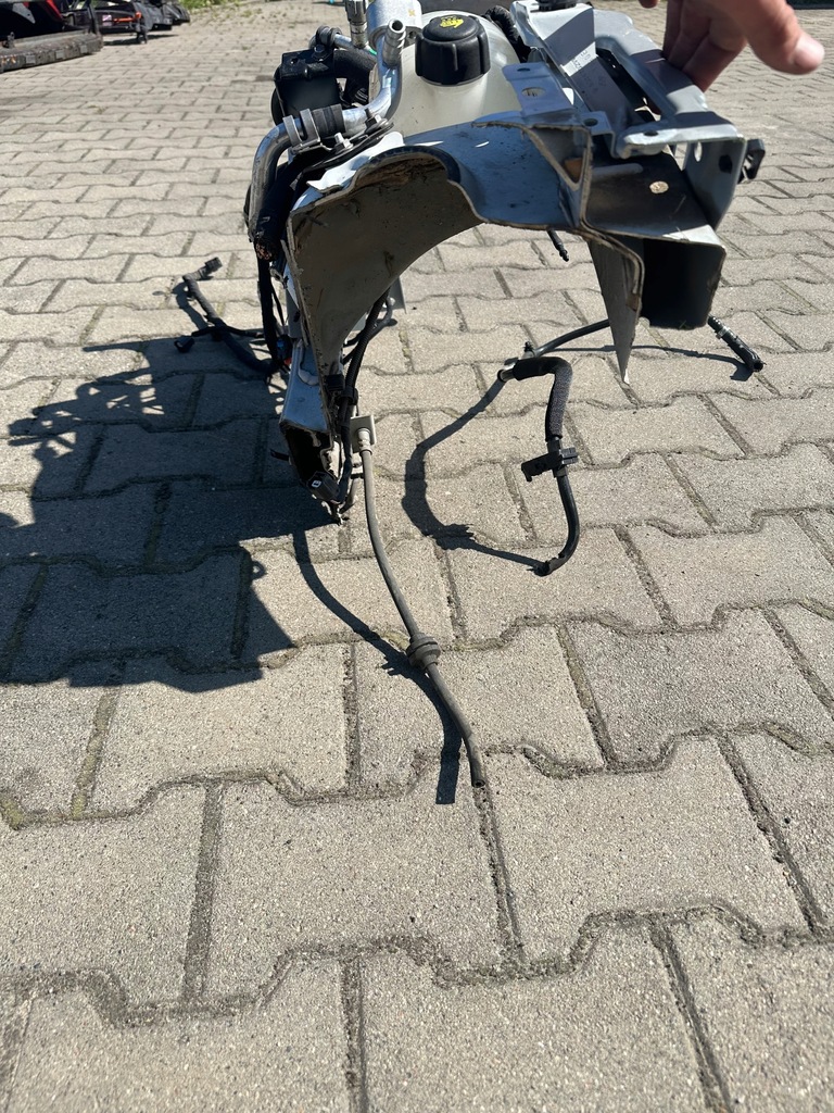 фото №12, Renault clio v чверть чверть права лонжерон оригінальна