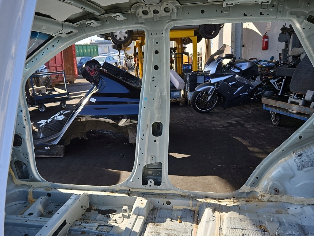 Поріг правий стовпчик  середній b hyundai santa fe 3 12-18 swp Київ
