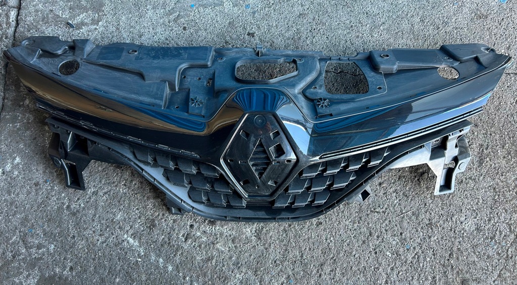 фото №1, Renault clio v 19- решётка радиатора решётка радиатора 622567196r