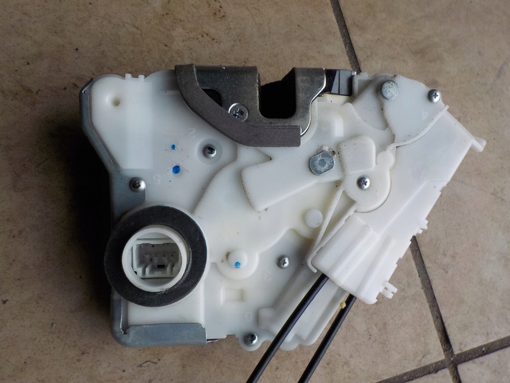 фото №2, Subaru xv 2011 - 2017 rok замок дверь правый перед