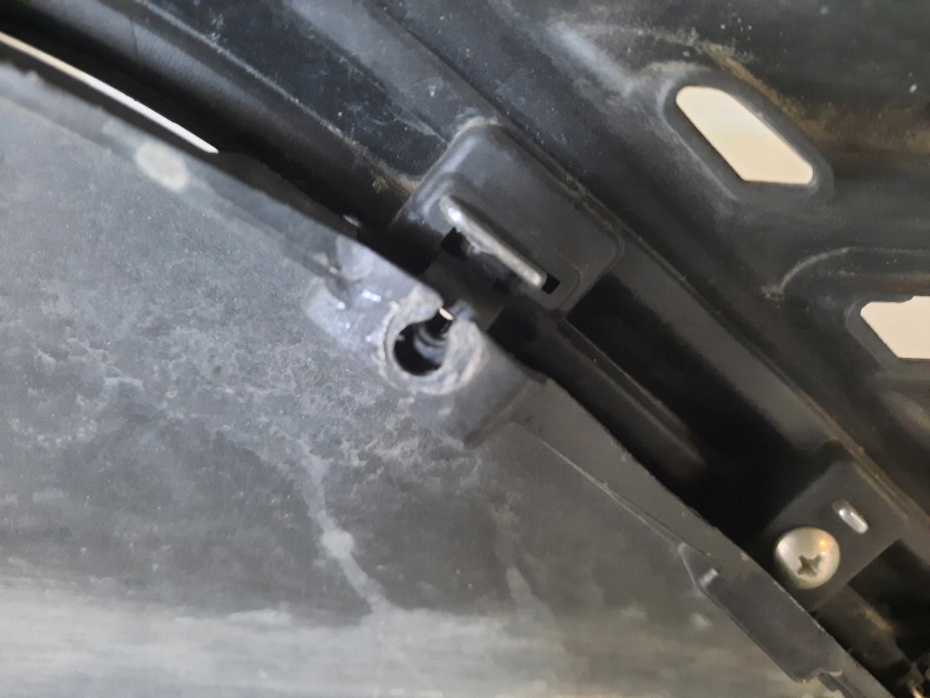 фото №11, Suzuki baleno ii 15- бампер решётка радиатора перед передний 71741-68p1