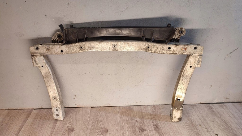 фото №1, Opel adam балка pod радиатор 13371945