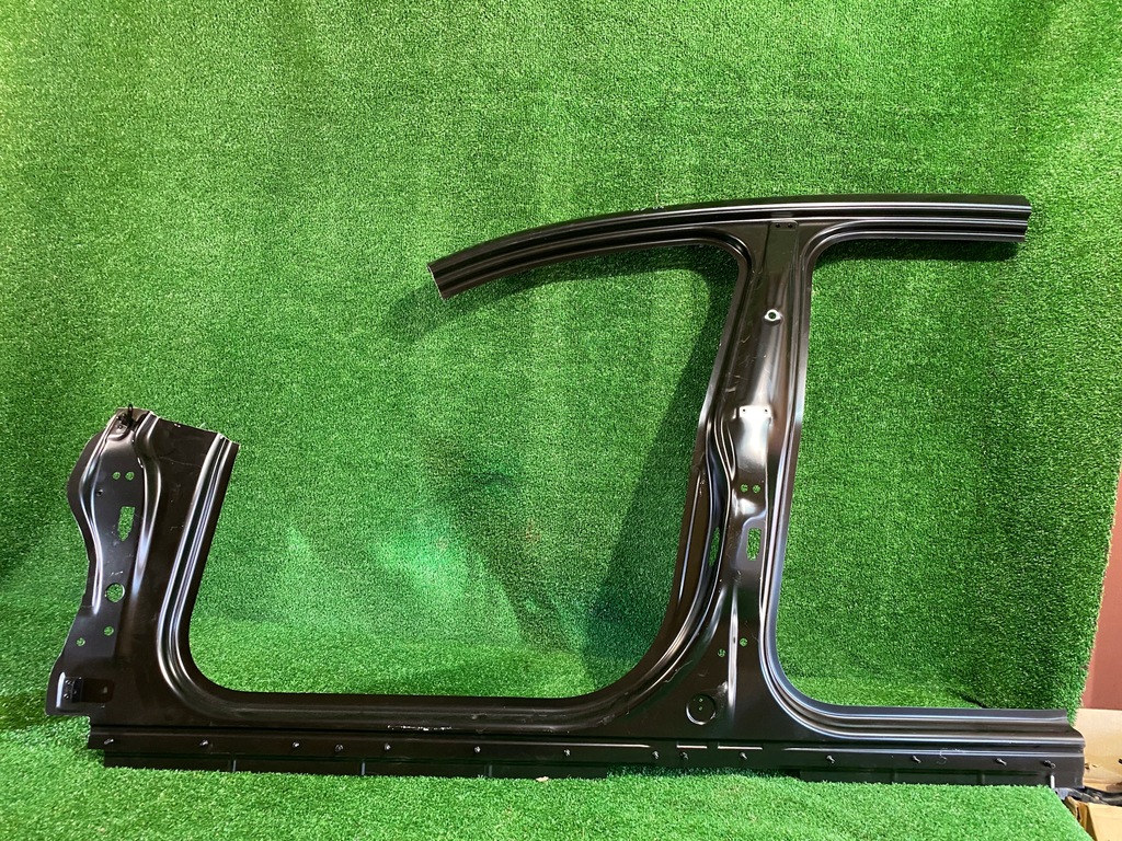 фото №1, Блок двигателя порог левый audi a8 d3