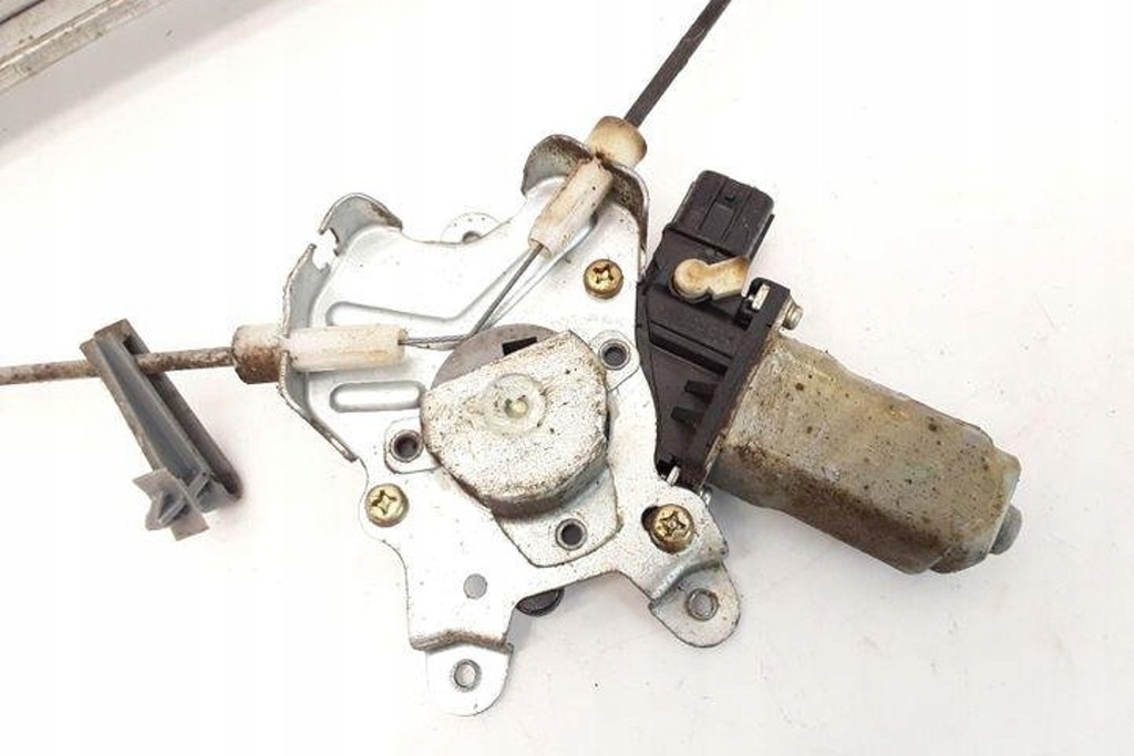 фото №7, Подъемник стекло задних правых дверь mitsubishi lancer vi cj-cp_