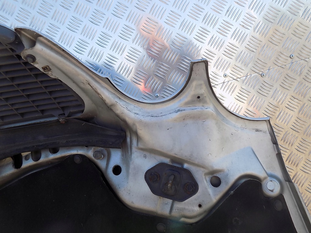 Купити Mercedes w210 капот кришка двигуна