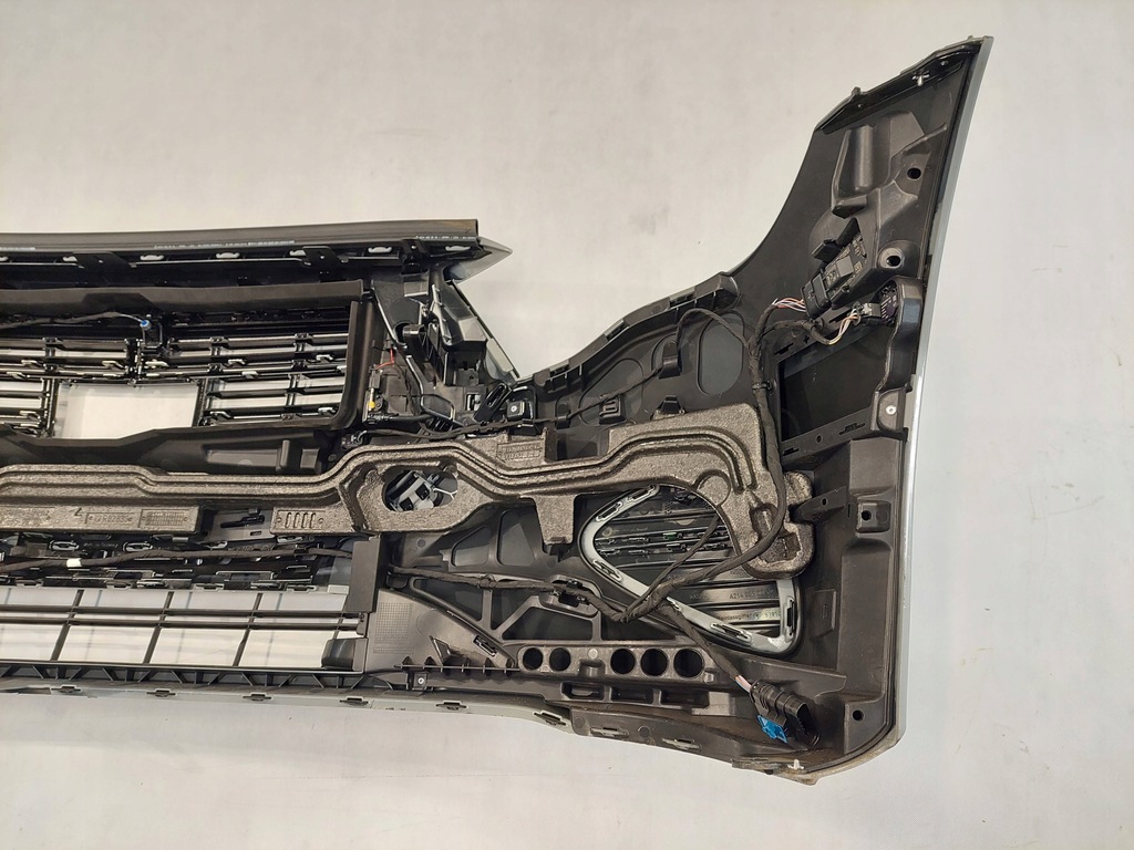 фото №13, Mercedes e-class бампер перед gt a2148804801 передний amg-line