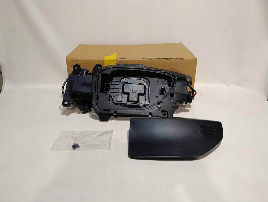 фото №1, Роз'єм заряджання hyundai kona i electric 86340-ddab0