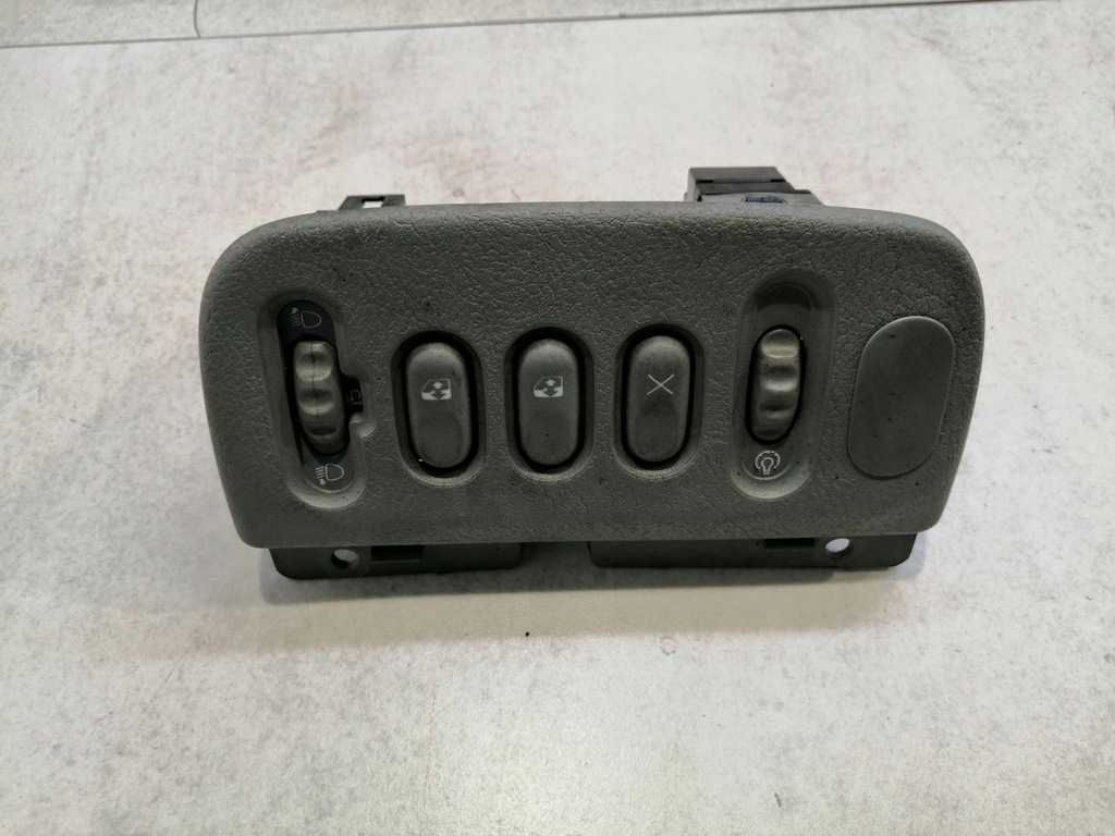 фото №1, Панель вікон світла renault scenic lift 7700432429