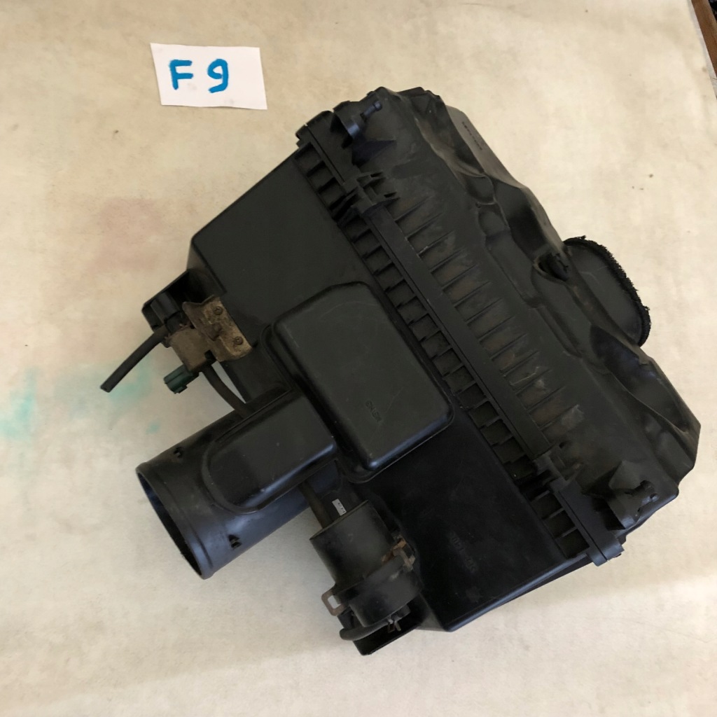 фото №1, Mazda корпус фільтра витратомір 197400-2010