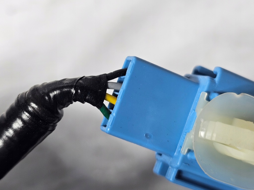 фото №8, Subaru crosstrek xv 22- пряжка клипса поперечина задняя комплект usa