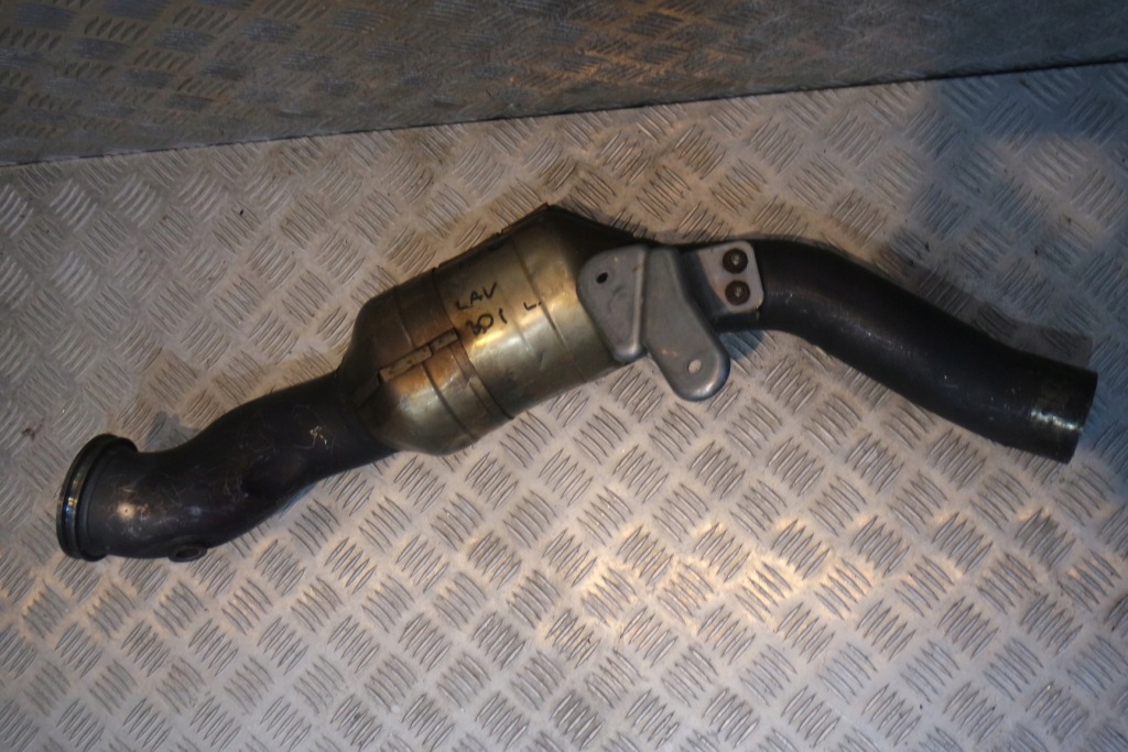 фото №1, Катализатор левый maserati levante 3.0v6 670003849