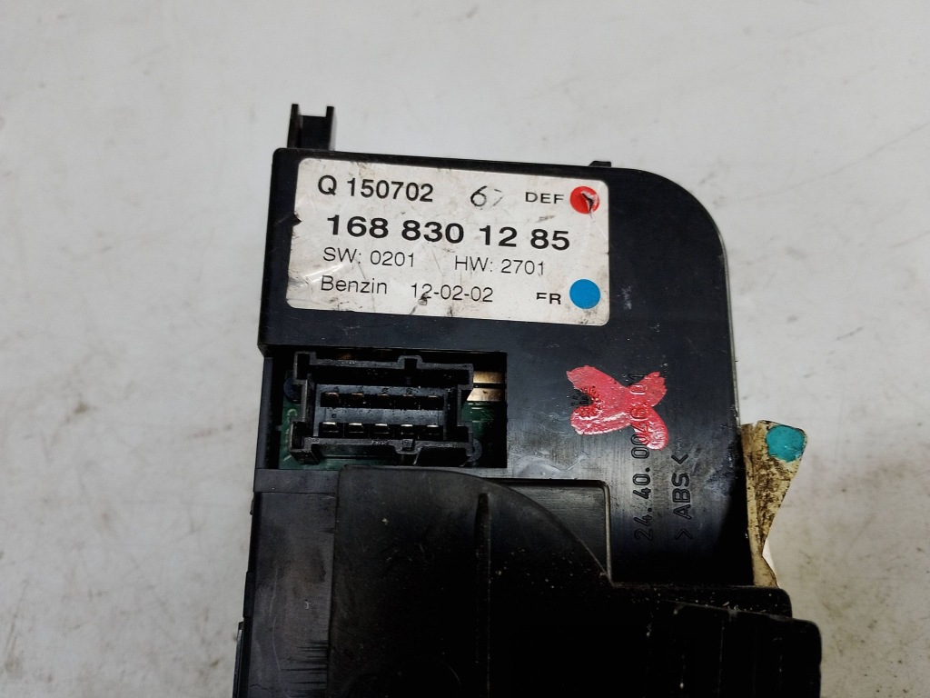 Mercedes панель обдув 1688301285 європа Зі Шроту