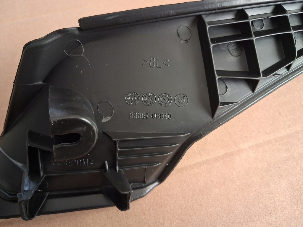 фото №7, Toyota sienna 2021 xl40 жабо уголок завершение левая 5386708040