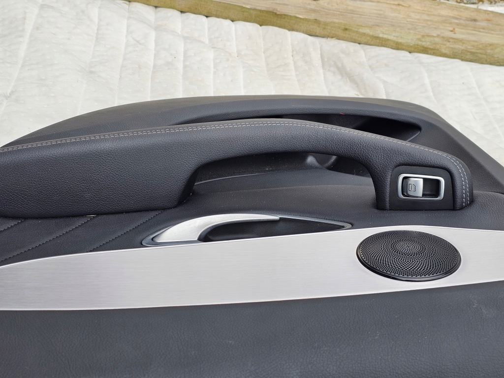 фото №10, Обшивка дверь обивка правый задняя mercedes w253 x253 w205 europa led