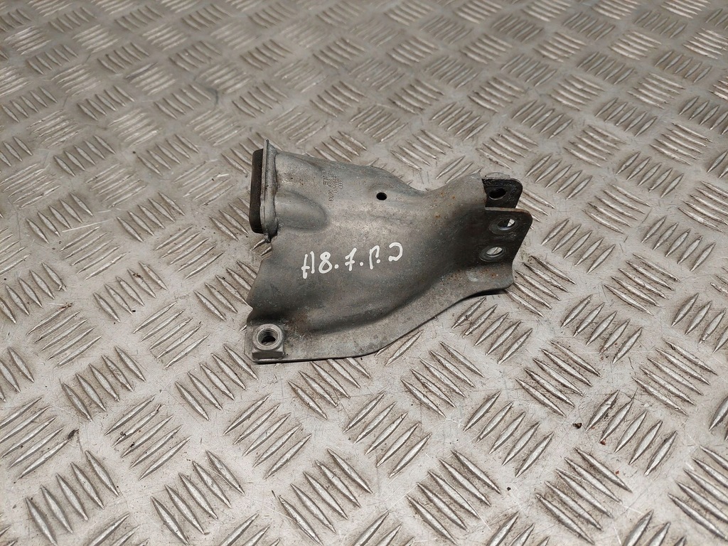 фото №5, Audi a8 s8 d4 4h 2015 перед сторона правая другое запчасти отсек двигателя