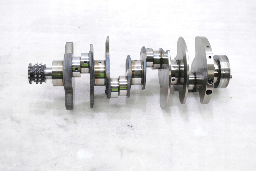 Wał коленчатый mercedes ml w163 4.0 cdi Доставка