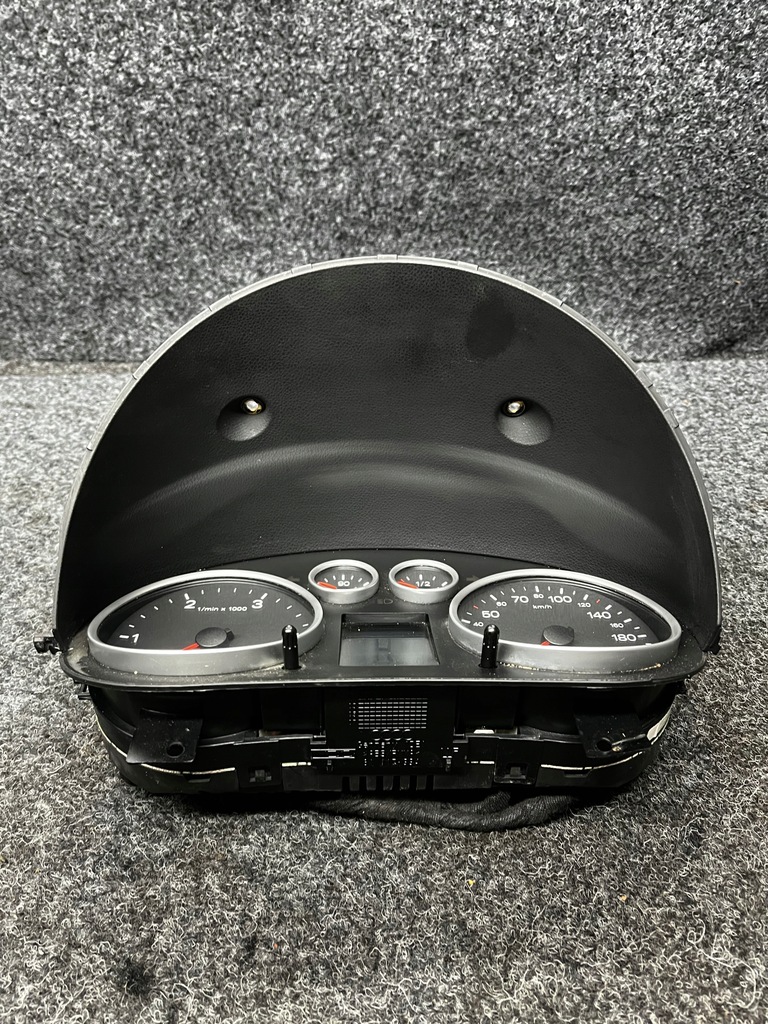 фото №6, Лічильник прилади audi a2 8z0920930n