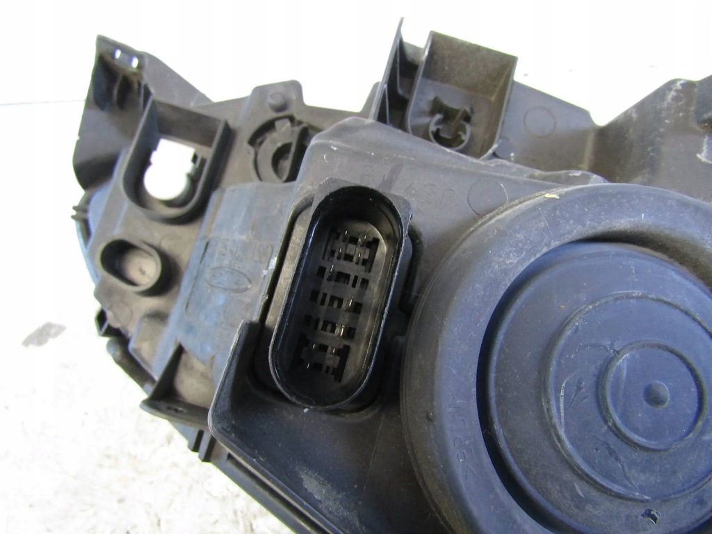 фото №8, Ford transit connect лампа левая перед 15r-- ft11-13w030-aa