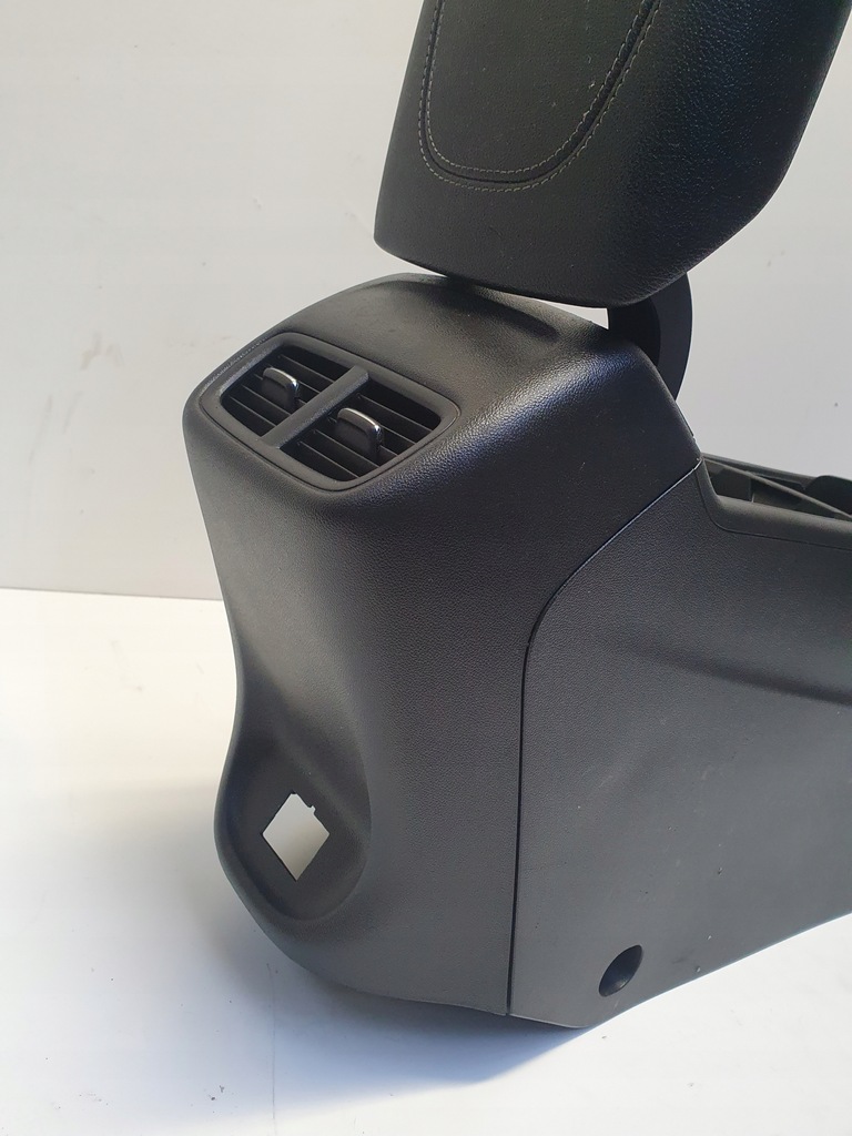 фото №6, Insignia b тунель середній підлокітник зарядний пристрій