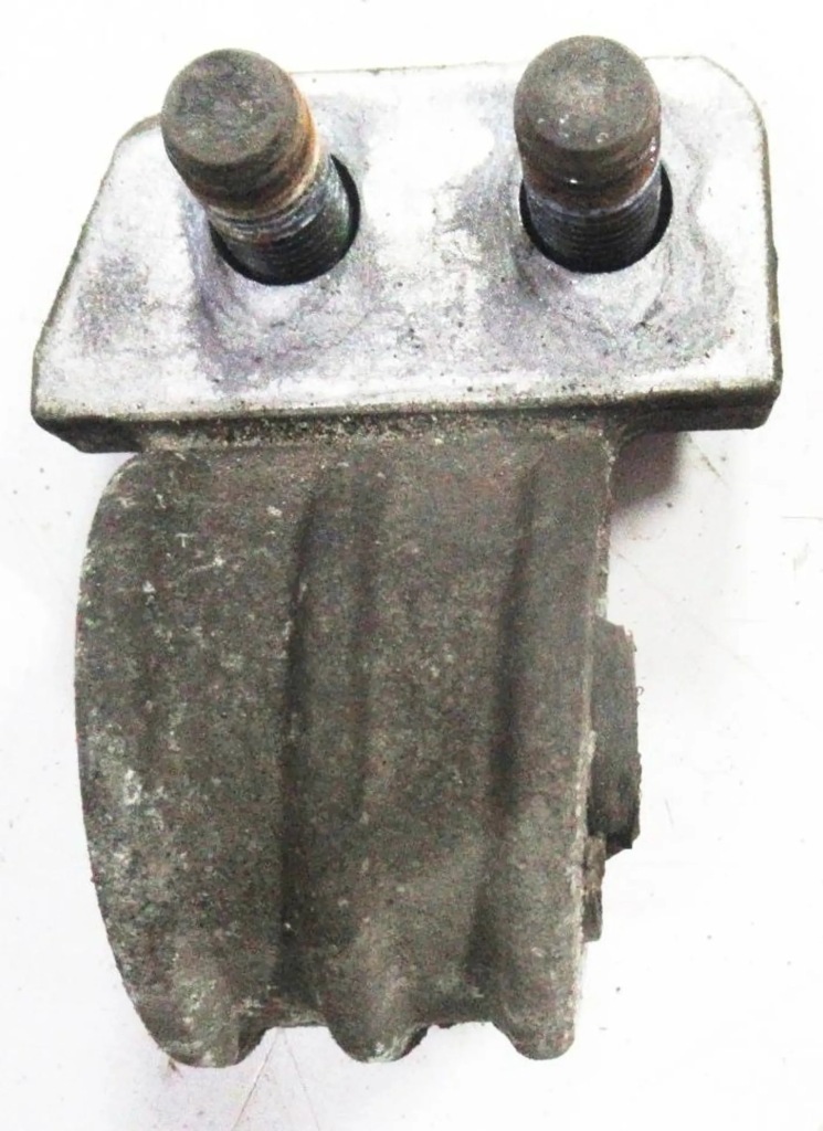 фото №1, Volvo v70 v 70 ii 2.4 кронштейн подушка двигуна кронштейн