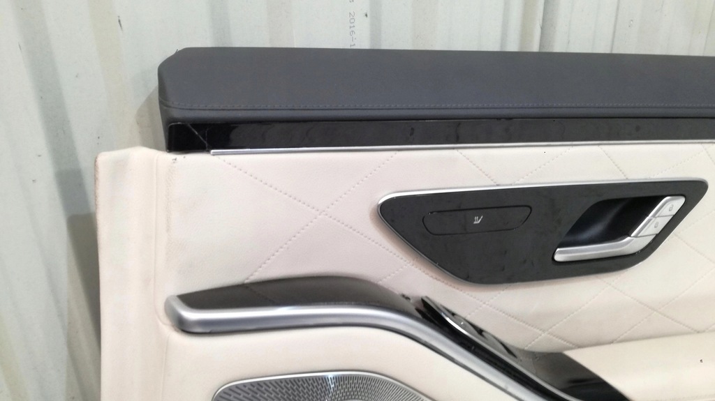 фото №8, Mercedes w223 обивка обшивка дверь задняя правая