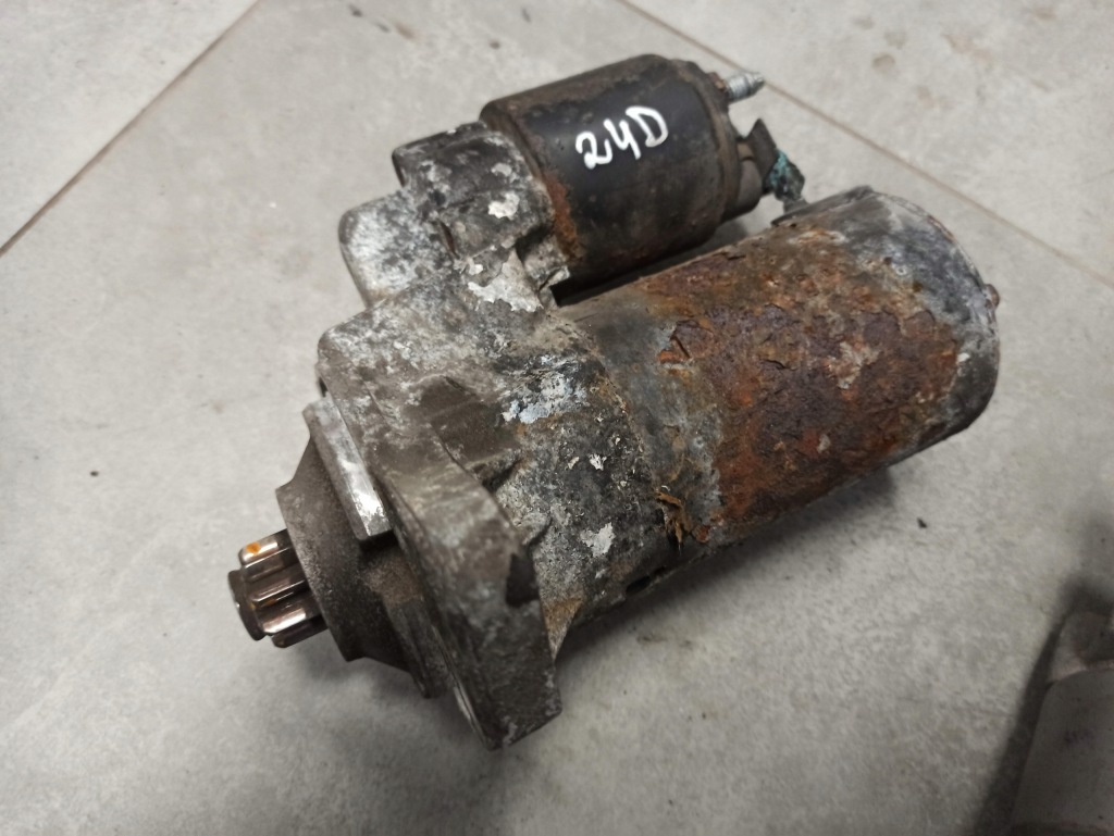 Vw golf v 03-10 1.4b стартер 00001122404 Оригінал