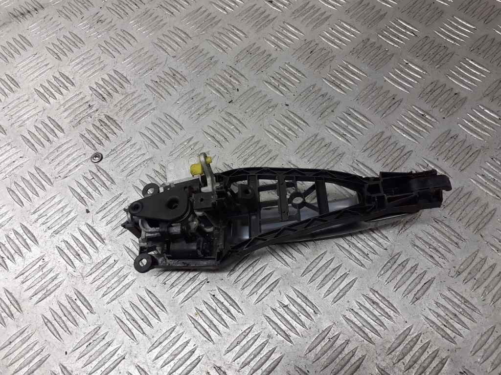 Ручка дверь левый перед opel zafira b Цена