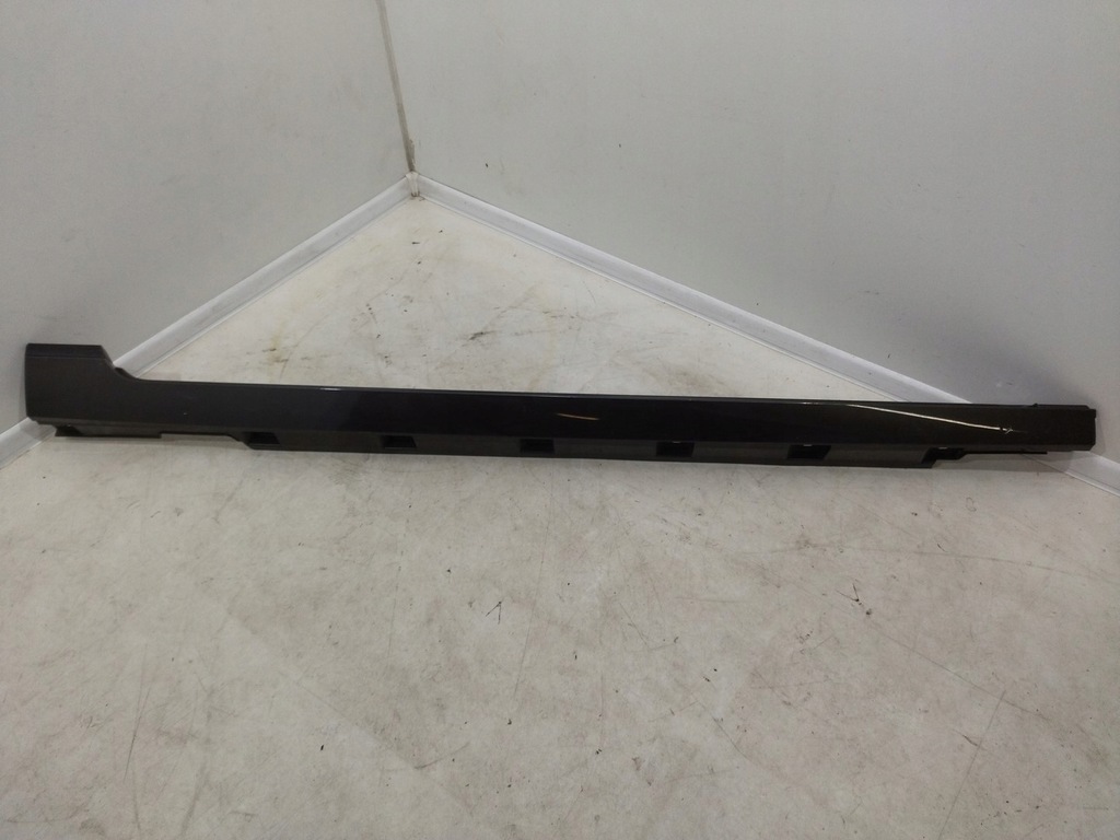 фото №2, 3g0853858 молдинг порог правая r-line vw passat b8 2015+