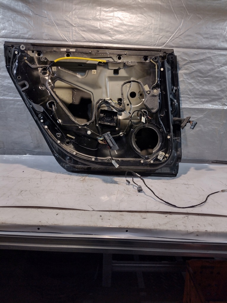 фото №16, Двері лівий задня audi a6 c6 sedan k: lz9y