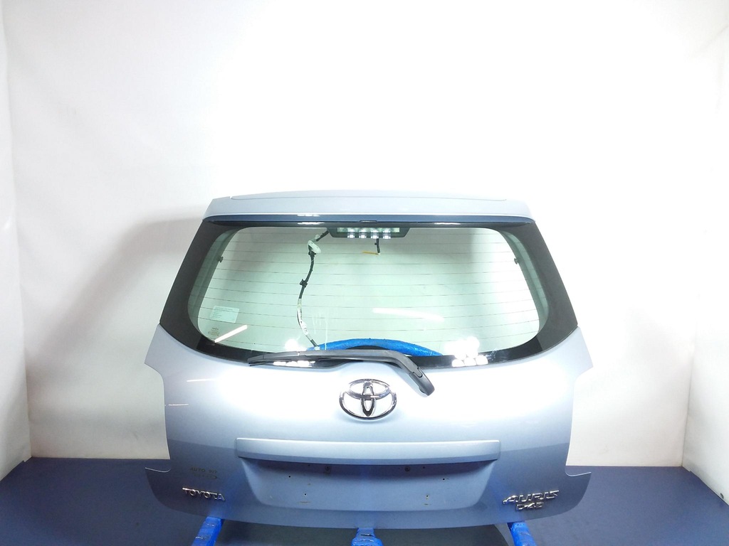фото №1, Toyota auris i hb кришка багажника багажника 8s1