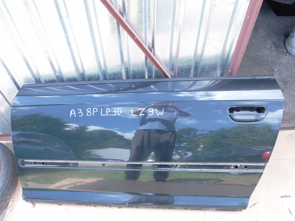 фото №1, Двері ліва lz9w audi a3 8p 2.0 tdi 3 двері