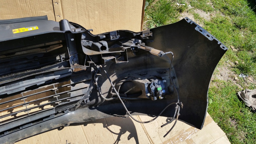 фото №13, Citroen c4 ii b7 бампер перед омыватель 10-