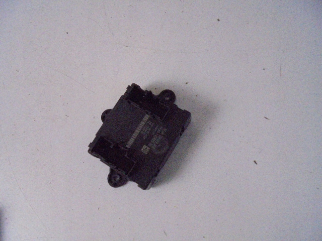 фото №1, Модуль двері лівий задня jaguar e-pace 19r