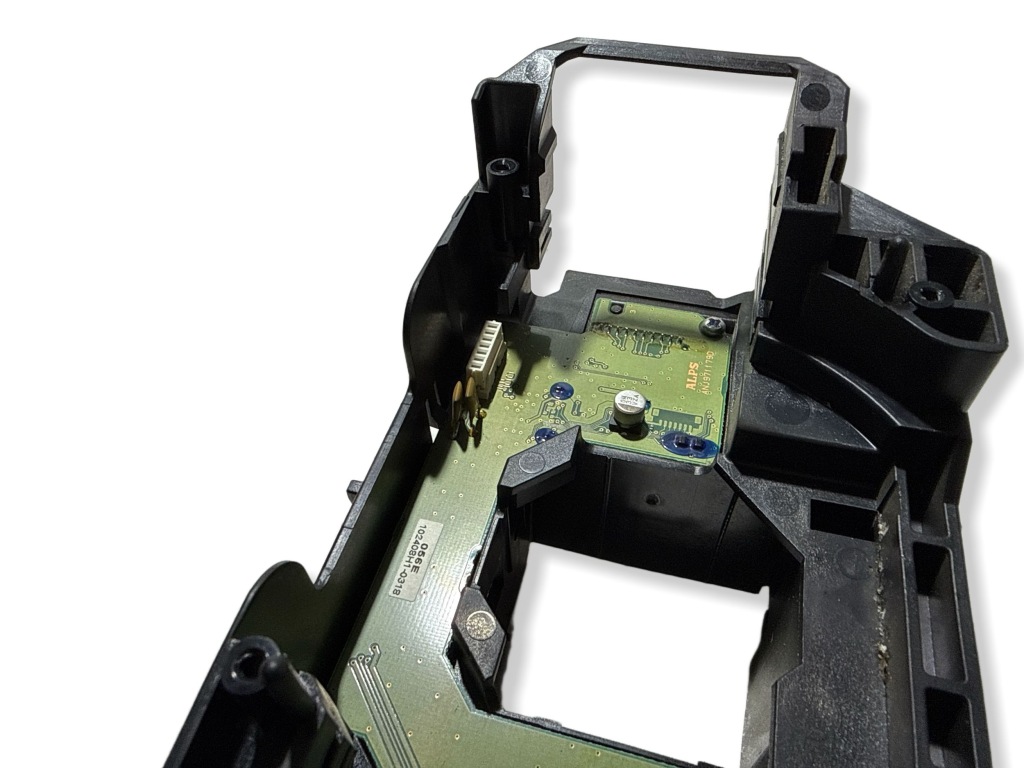 Купити 2011 volvo xc60 датчик kąta повороту 31313813