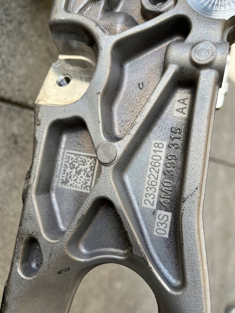 фото №9, Lamborghini urus подрамник подрамник перед поперечина 4m0399315aa