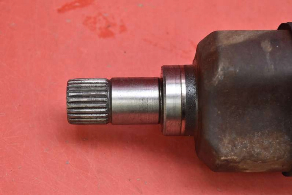 фото №7, Приводной вал левая перед механическая коробка передач peugeot 5008 1 i 1.6 hdi 112 km 09-13