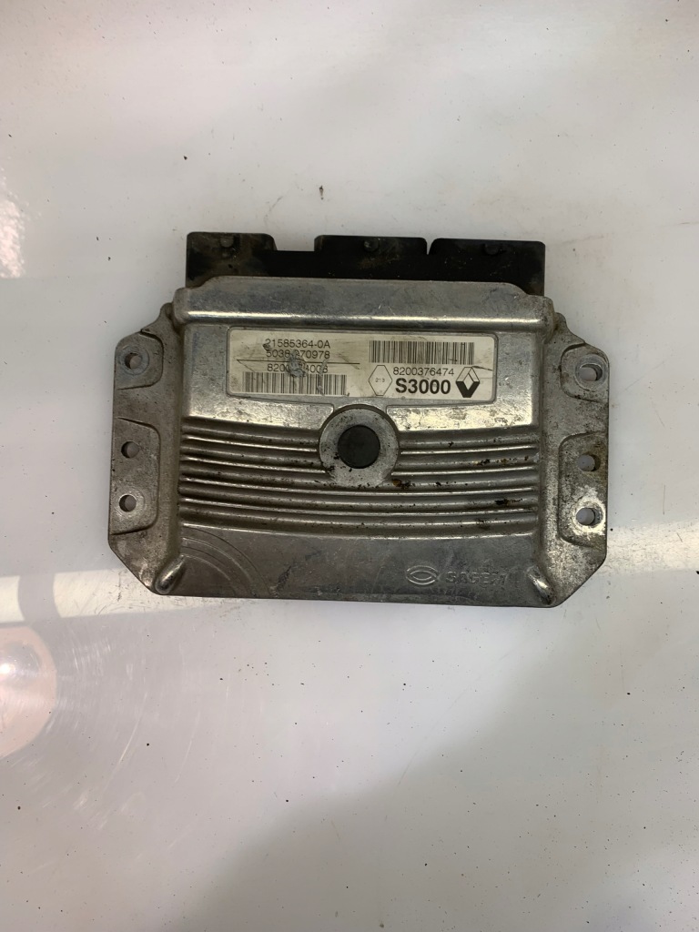 фото №1, Бортовой компьютер двигателя renault 8200474008 8200376474 21585364-0a