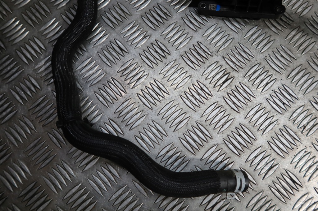 фото №4, Корпус шланги renault 1.5 bdci 110608920r