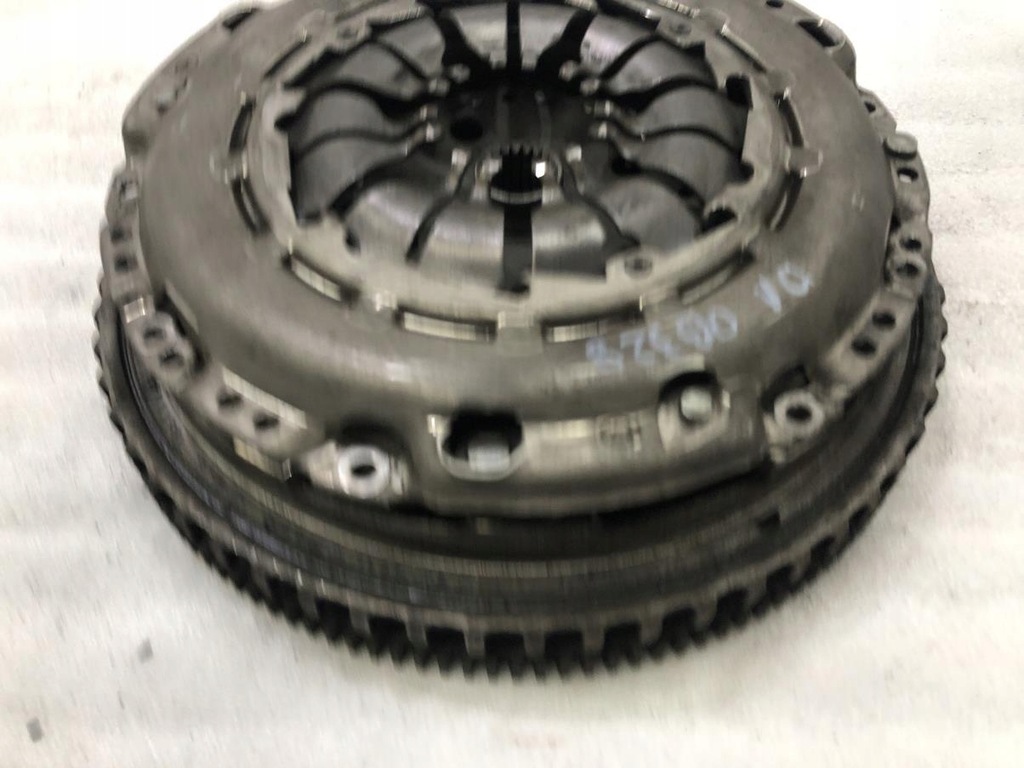 фото №10, Сцепление полный двухмассовый маховик 302100495r duster i 1.2