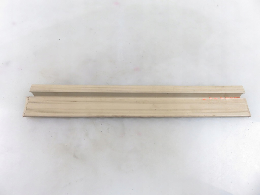 фото №1, Молдинг поріг внутрішня права mercedes w124